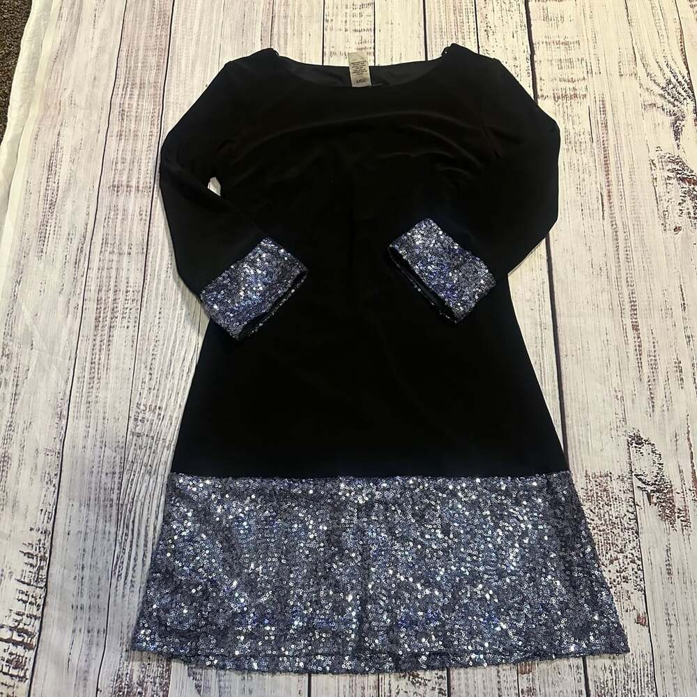 B. Darlin Dress Size 7.8 Black Silver Sequin Hem Cuffs Cocktail Party Dress